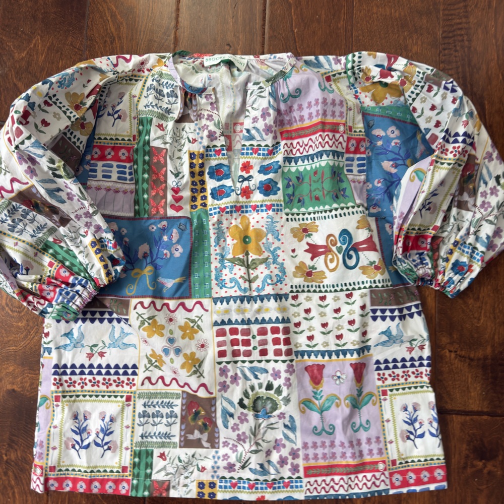 NWOT Brooke Wright top size small